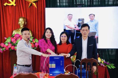 TRƯỜNG THCS YÊN SƠN TIẾP NHẬN MÁY LỌC NƯỚC ION KIỀM TRỊ GIÁ 19.900.000 ĐỒNG