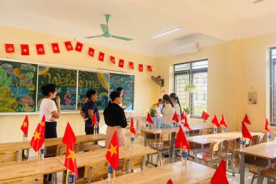 HOẠT ĐỘNG CHẤM “LỚP HỌC XANH – SẠCH – ĐẸP – AN TOÀN” ĐẦU NĂM HỌC MỚI TẠI TRƯỜNG THCS YÊN SƠN
